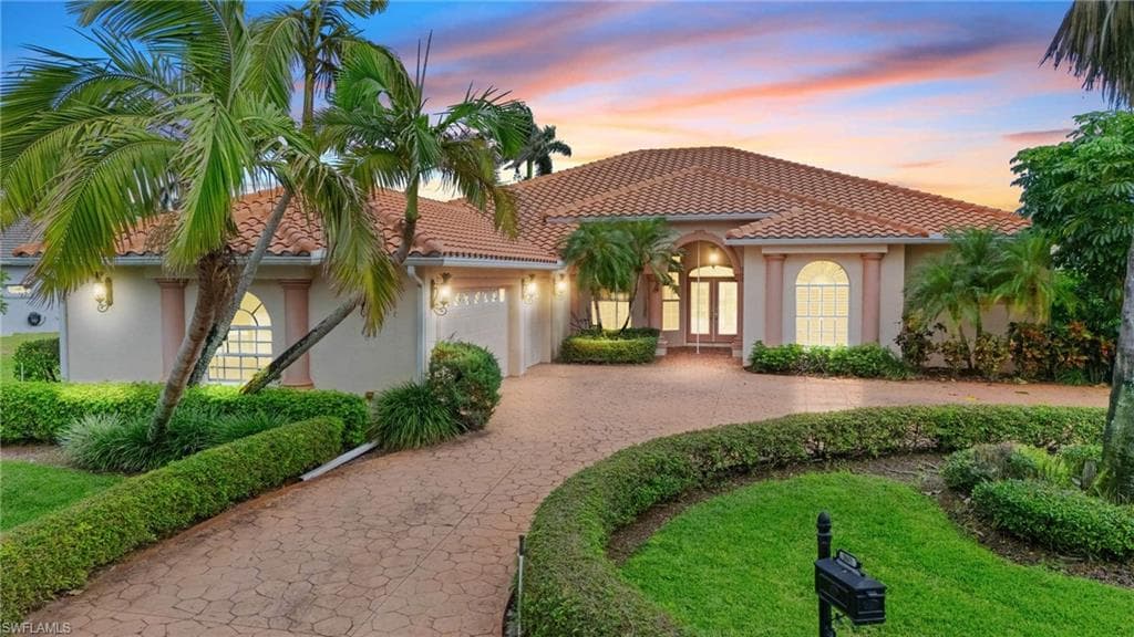 9601 Cedar Creek DR BONITA SPRINGS, FL 34135