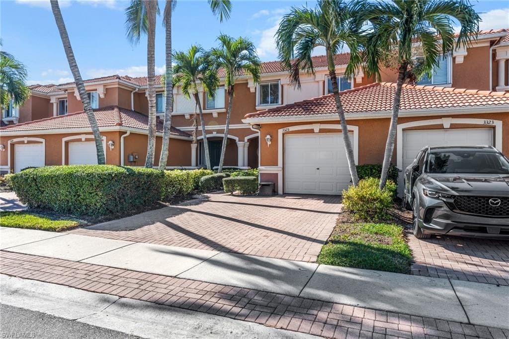 3325 Dandolo CIR CAPE CORAL, FL 33909