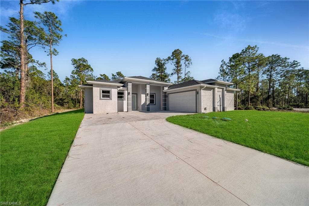 1122 Leroy AVE LEHIGH ACRES, FL 33972
