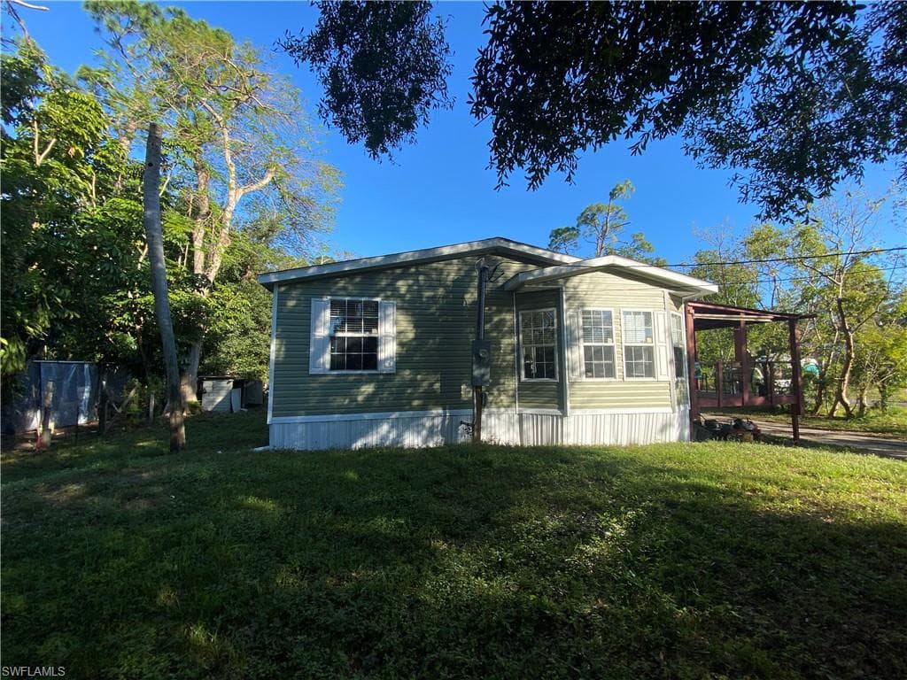 7759 Grady DR NORTH FORT MYERS, FL 33917
