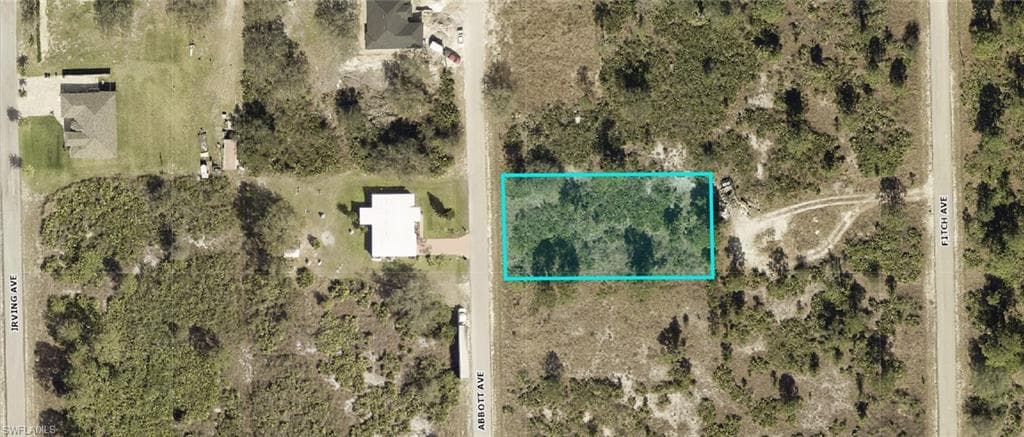 518 Abbott AVE LEHIGH ACRES, FL 33972
