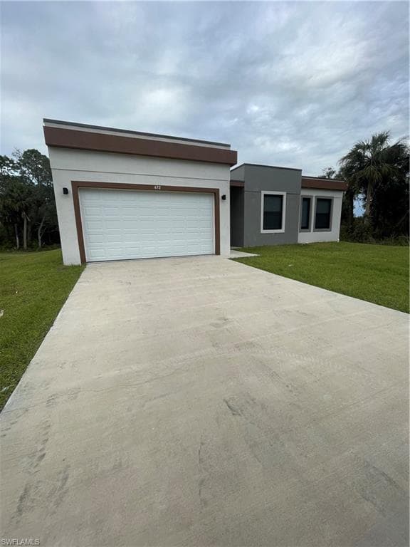 1924 Marlay AVE LEHIGH ACRES, FL 33972