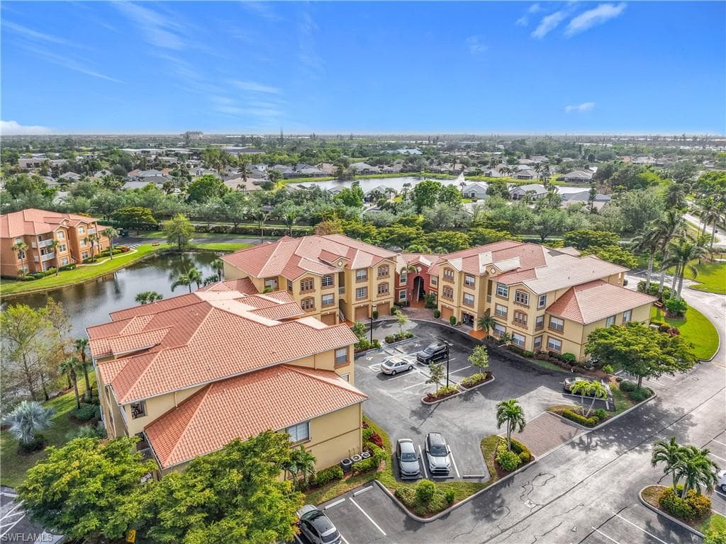 15645 Ocean Walk CIR S 210 FORT MYERS, FL 33908