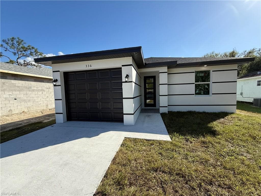 332 Detroit AVE FORT MYERS, FL 33905