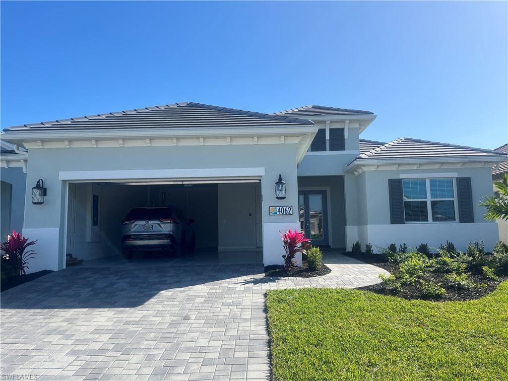4062 Aquila PL NAPLES, FL 34120