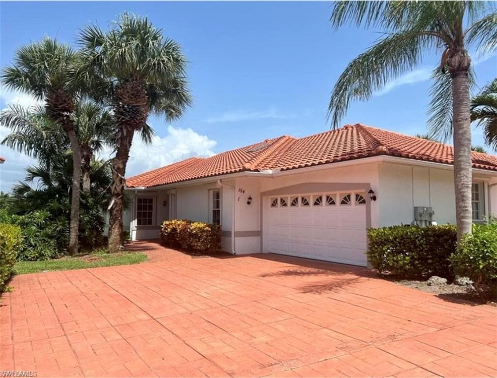 154 Gabriel CIR 4001 NAPLES, FL 34104