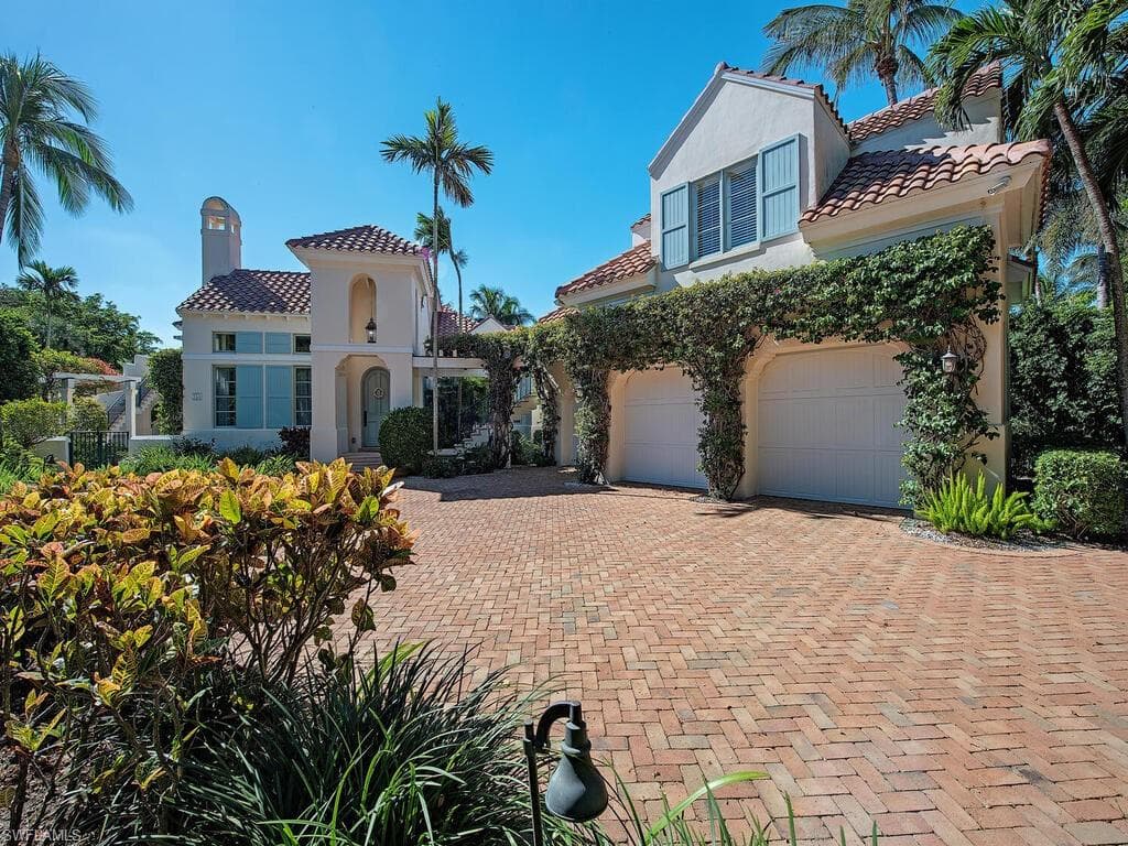 266 Little Harbour LN NAPLES, FL 34102