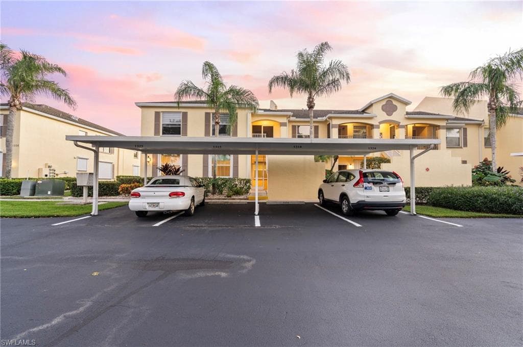 1346 Mainsail DR 1315 NAPLES, FL 34114