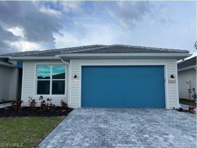 8824 Oceana WAY N NAPLES, FL 34114