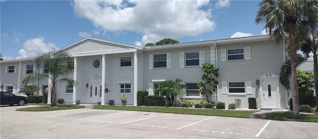 7050 Nantucket CIR 4 NORTH FORT MYERS, FL 33917