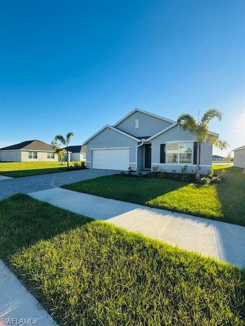 2836 Pillar Coral LN NORTH FORT MYERS, FL 33903
