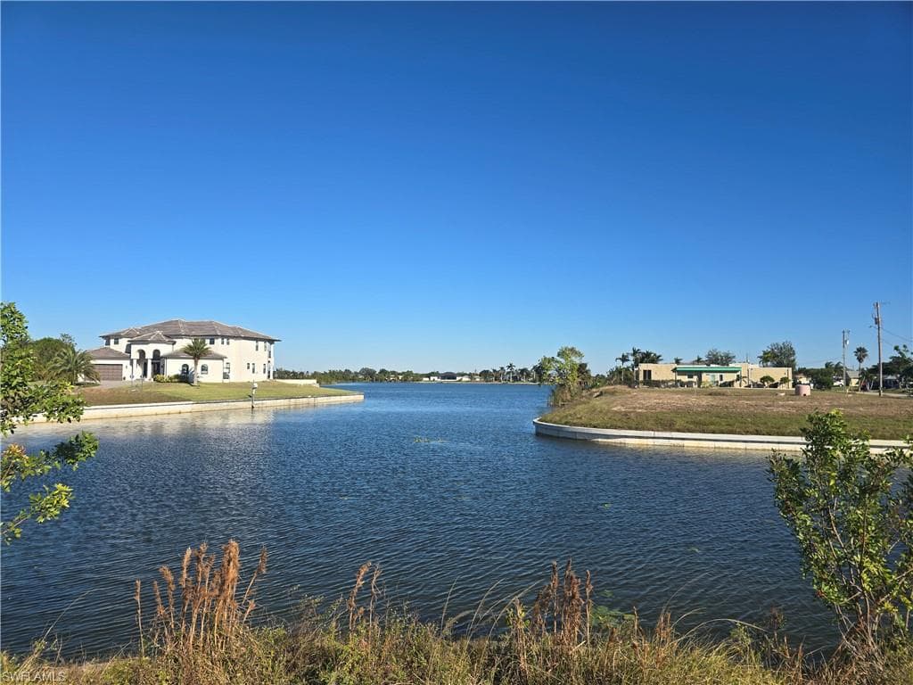 1919 NE 10th AVE CAPE CORAL, FL 33909