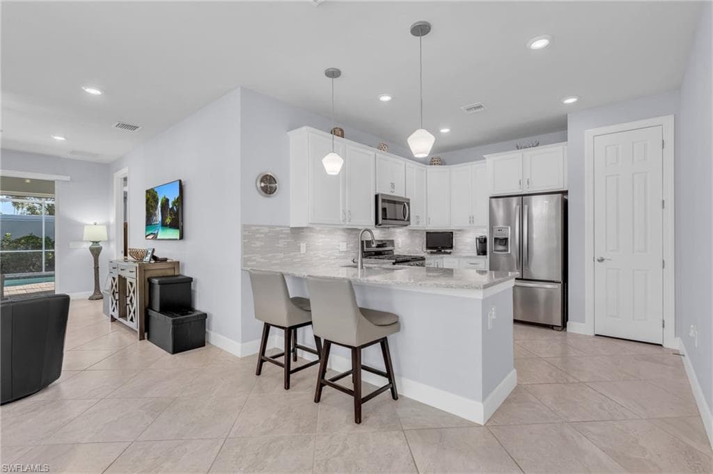 20123 Torch Key WAY ESTERO, FL 33928