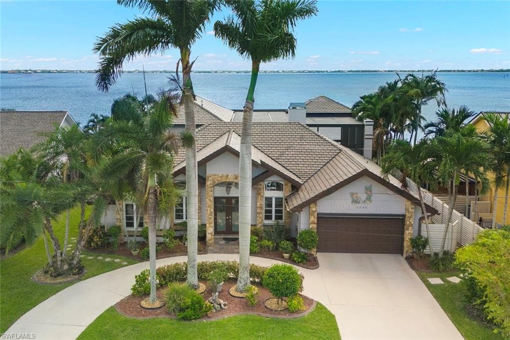 2246 SE 28th ST CAPE CORAL, FL 33904