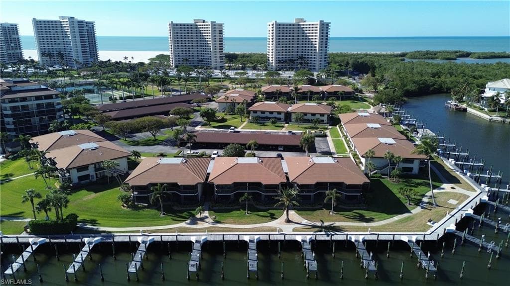 561 Seaview CT F-4 MARCO ISLAND, FL 34145