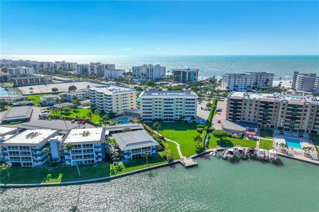 3420 Gulf Shore BLVD N 56 NAPLES, FL 34103
