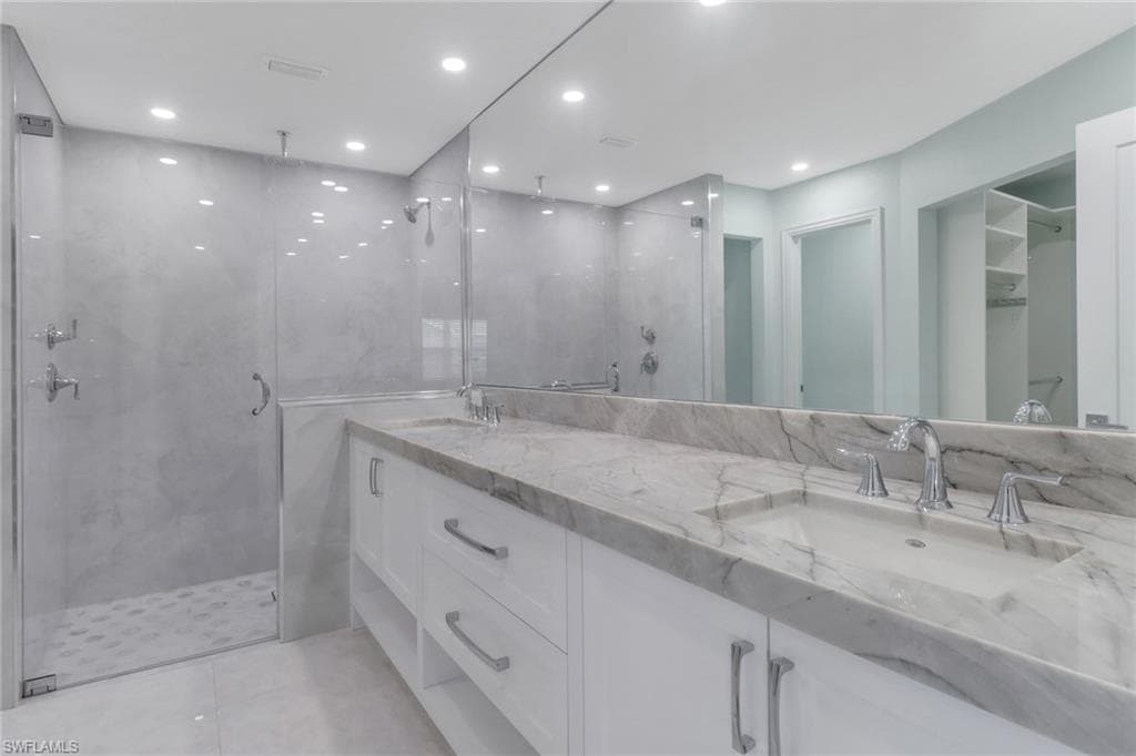 2523 Sailors WAY 138 NAPLES, FL 34109