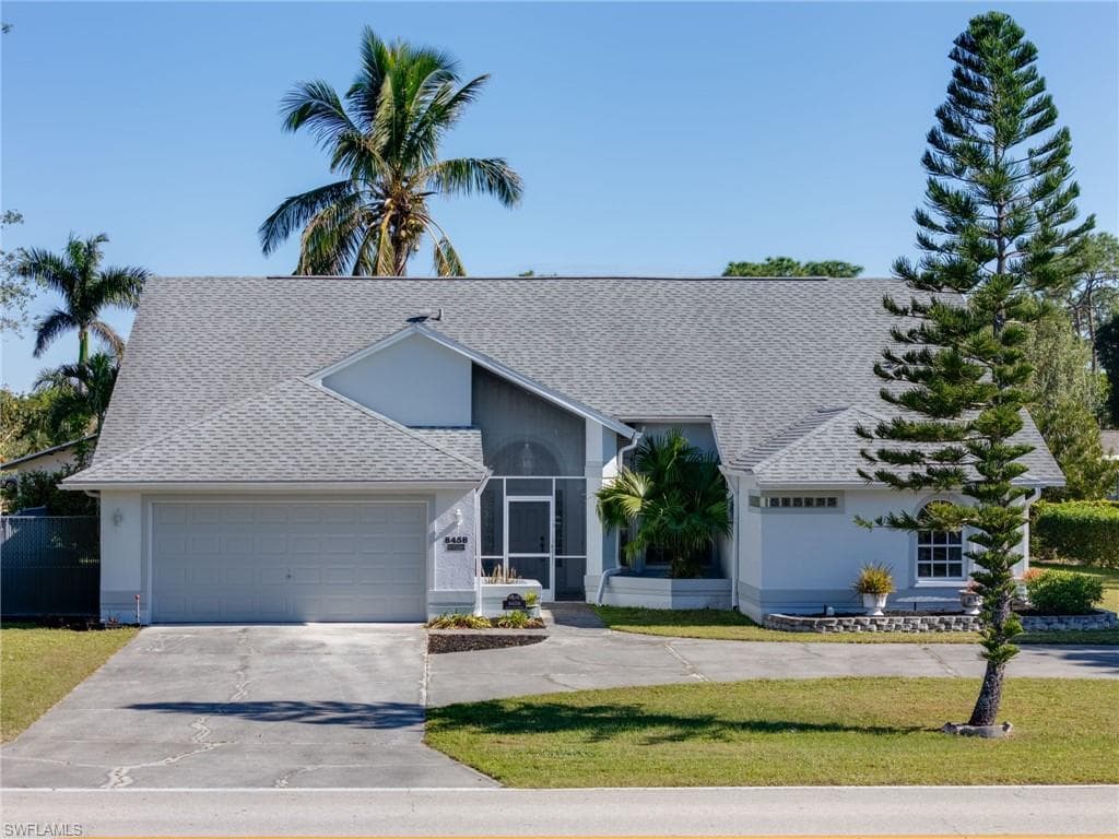 8458 Beacon BLVD FORT MYERS, FL 33907