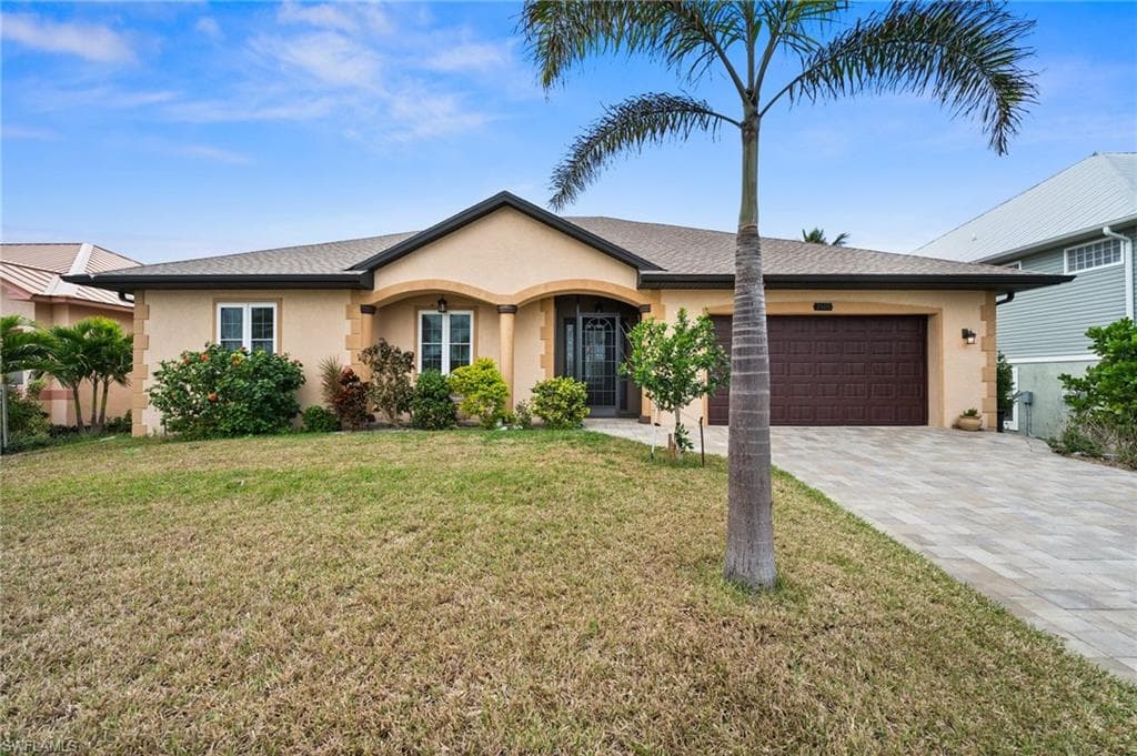 2405 Cherimoya LN ST. JAMES CITY, FL 33956