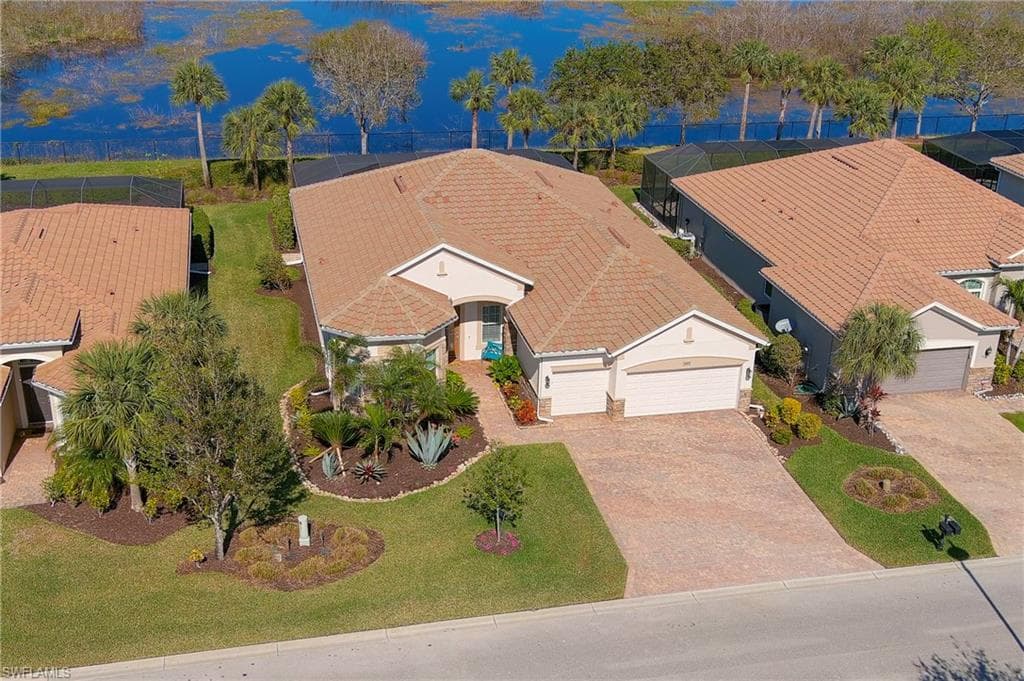 9307 Fieldstone LN NAPLES, FL 34120