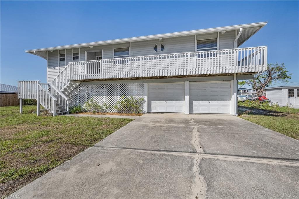 2543 Sanibel BLVD ST. JAMES CITY, FL 33956