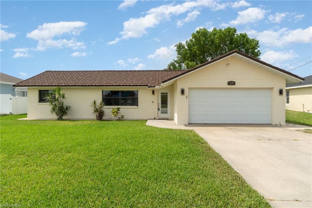 226 SW 31st ST CAPE CORAL, FL 33914