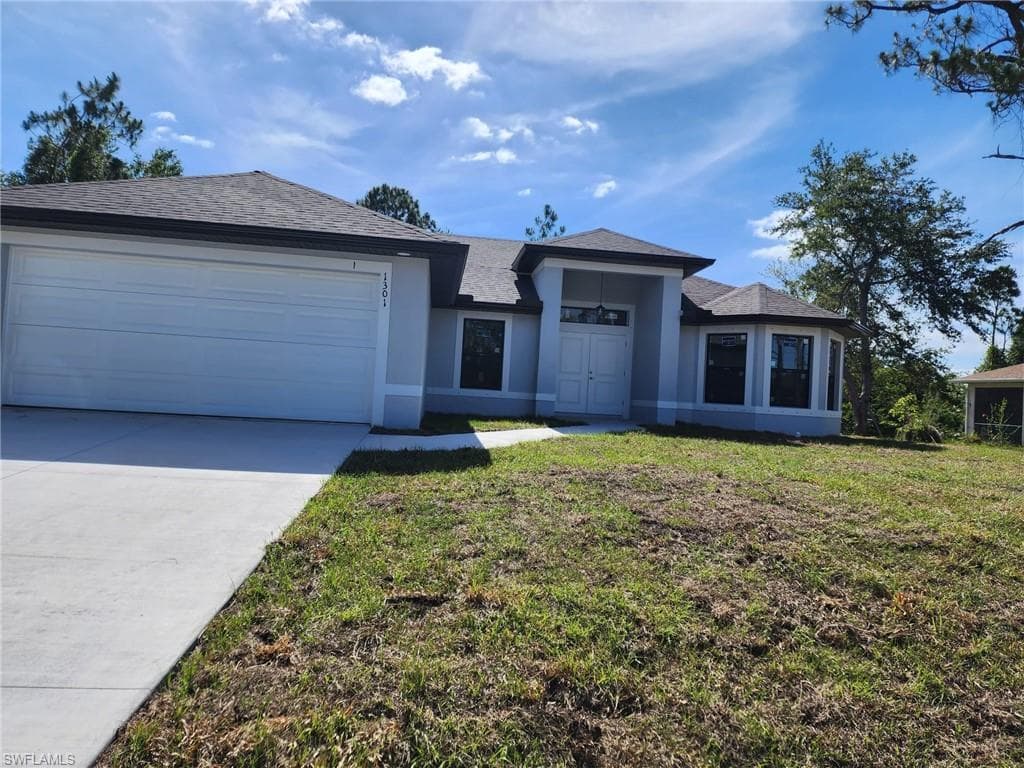 1103 E 5th ST LEHIGH ACRES, FL 33972