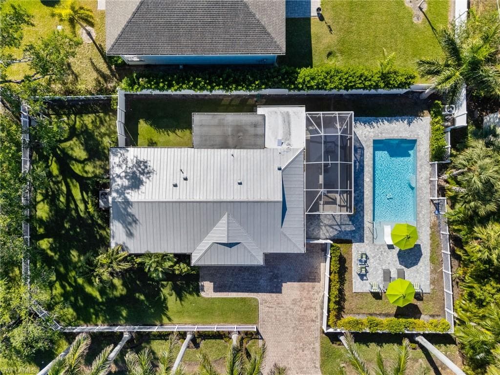 2270 Harbor RD NAPLES, FL 34104