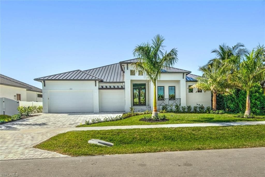 154 Tahiti RD MARCO ISLAND, FL 34145