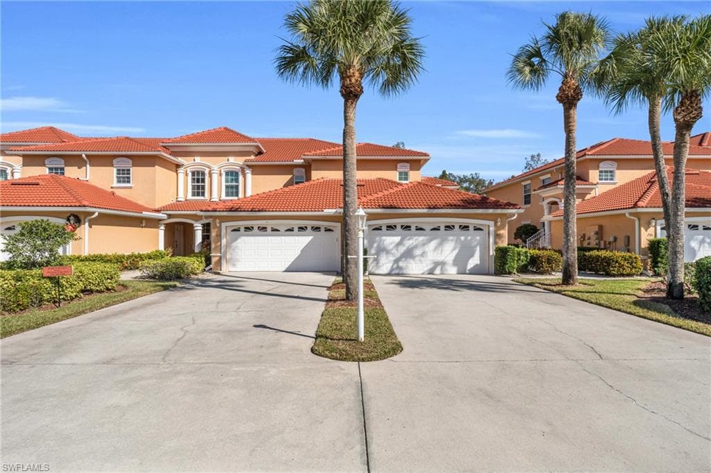 13861 Eagle Ridge Lakes DR 103 FORT MYERS, FL 33912