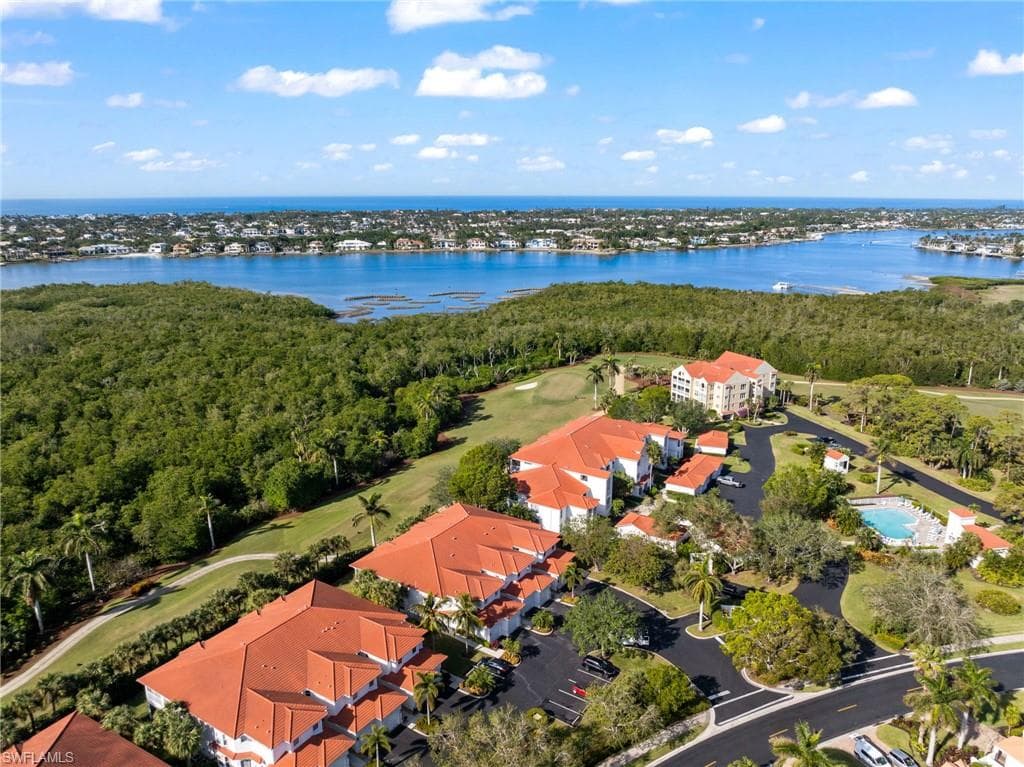 4700 Yacht Harbor DR 623 NAPLES, FL 34112