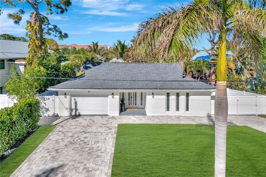 85 Shores AVE NAPLES, FL 34110