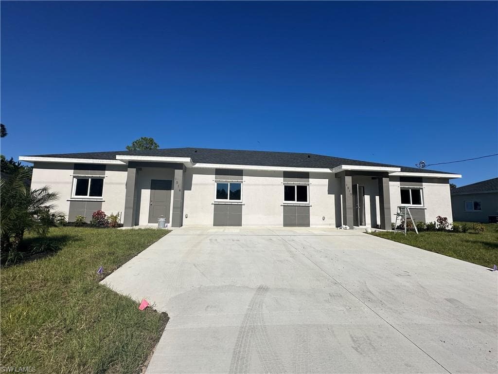 1512 W 12th ST LEHIGH ACRES, FL 33972