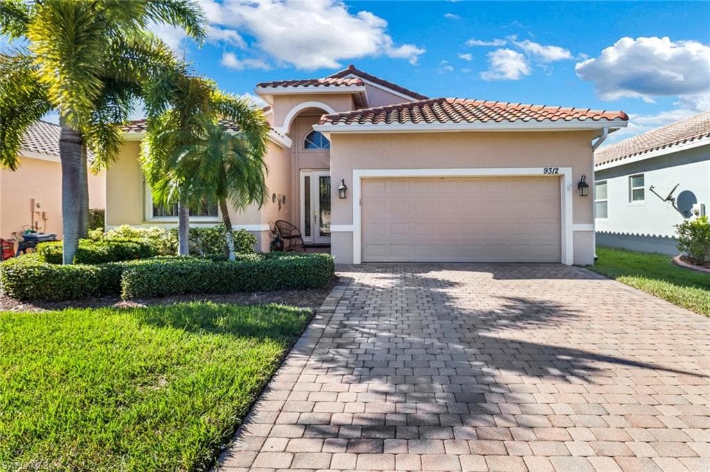 9312 Sun River WAY ESTERO, FL 33928