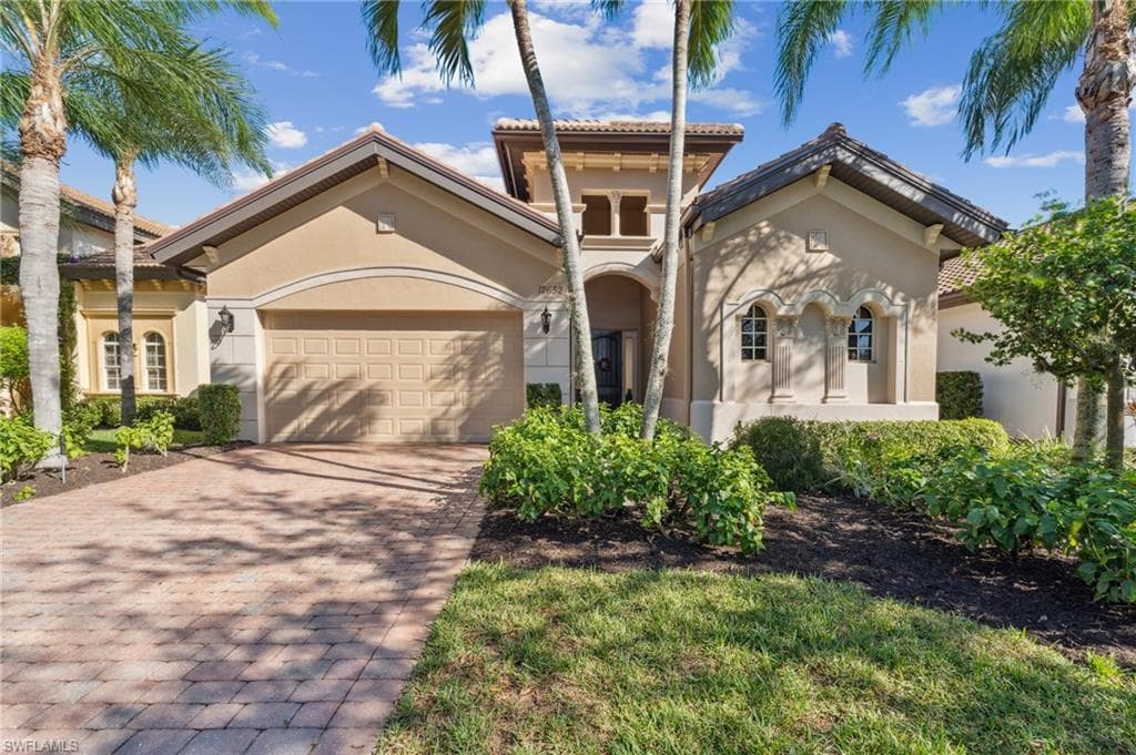 12652 Grandezza CIR ESTERO, FL 33928