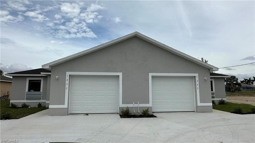 1203 Gleason PKWY CAPE CORAL, FL 33914