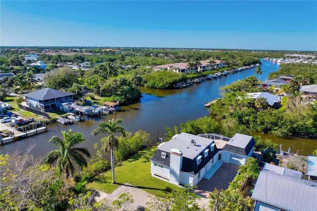 2998 Orange ST NAPLES, FL 34112