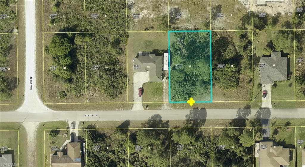 2812 21st ST W LEHIGH ACRES, FL 33971