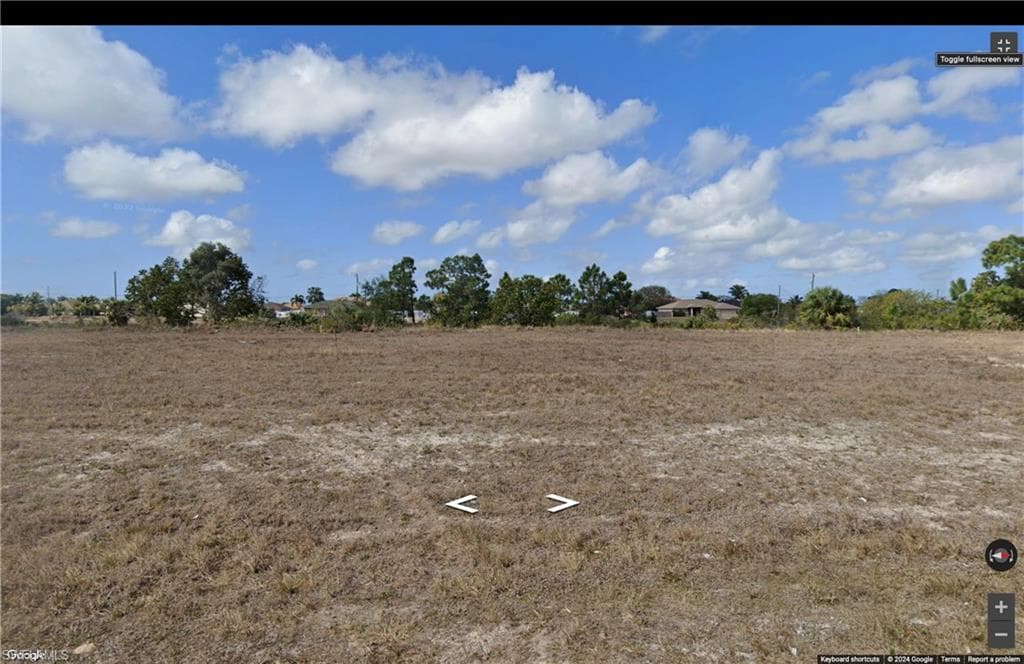 432 18th PL CAPE CORAL, FL 33993