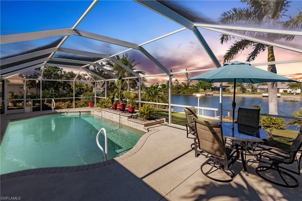 617 SE 21st ST CAPE CORAL, FL 33990