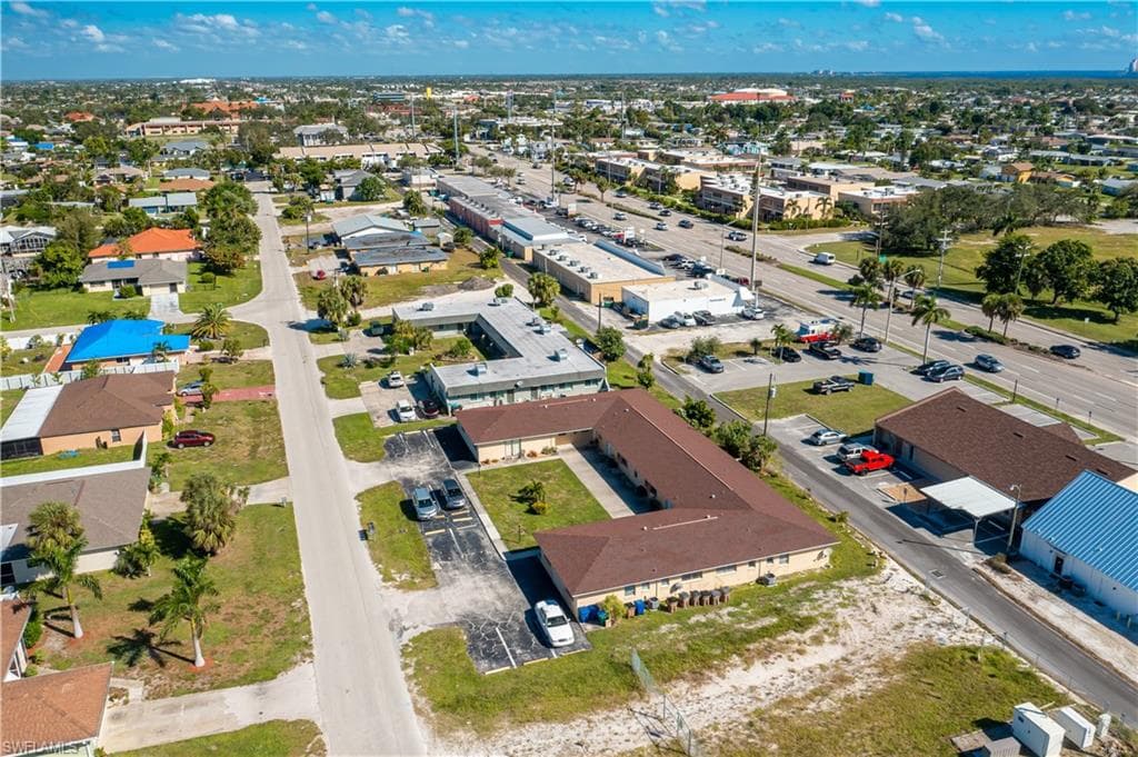 2935 SE 15th PL 5 CAPE CORAL, FL 33904