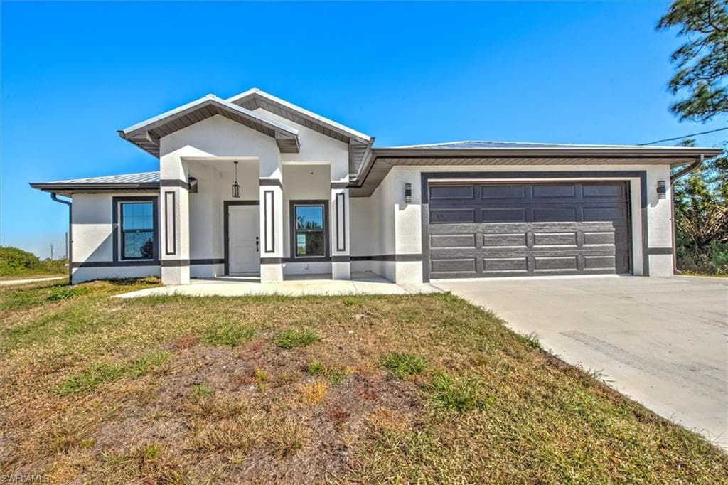 7032 Hero CIR LABELLE, FL 33935