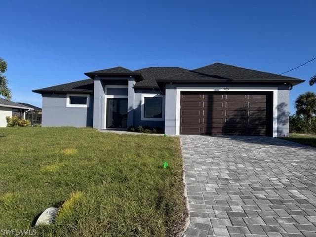 925 NW 8th TER CAPE CORAL, FL 33993