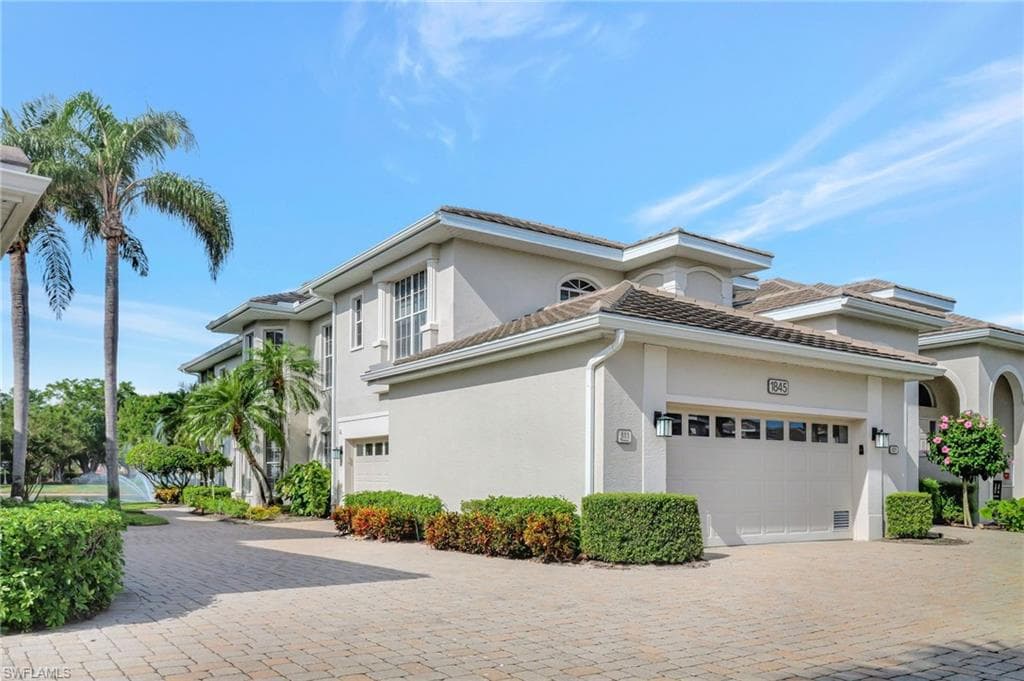 1845 Seville BLVD 611 NAPLES, FL 34109
