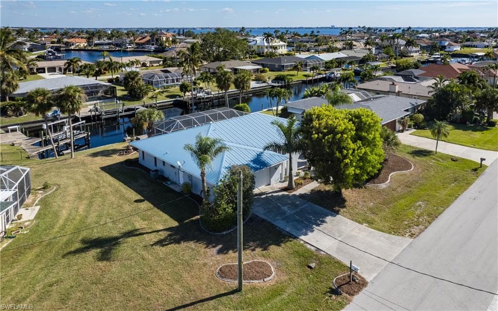 2541 SE 21st AVE CAPE CORAL, FL 33904