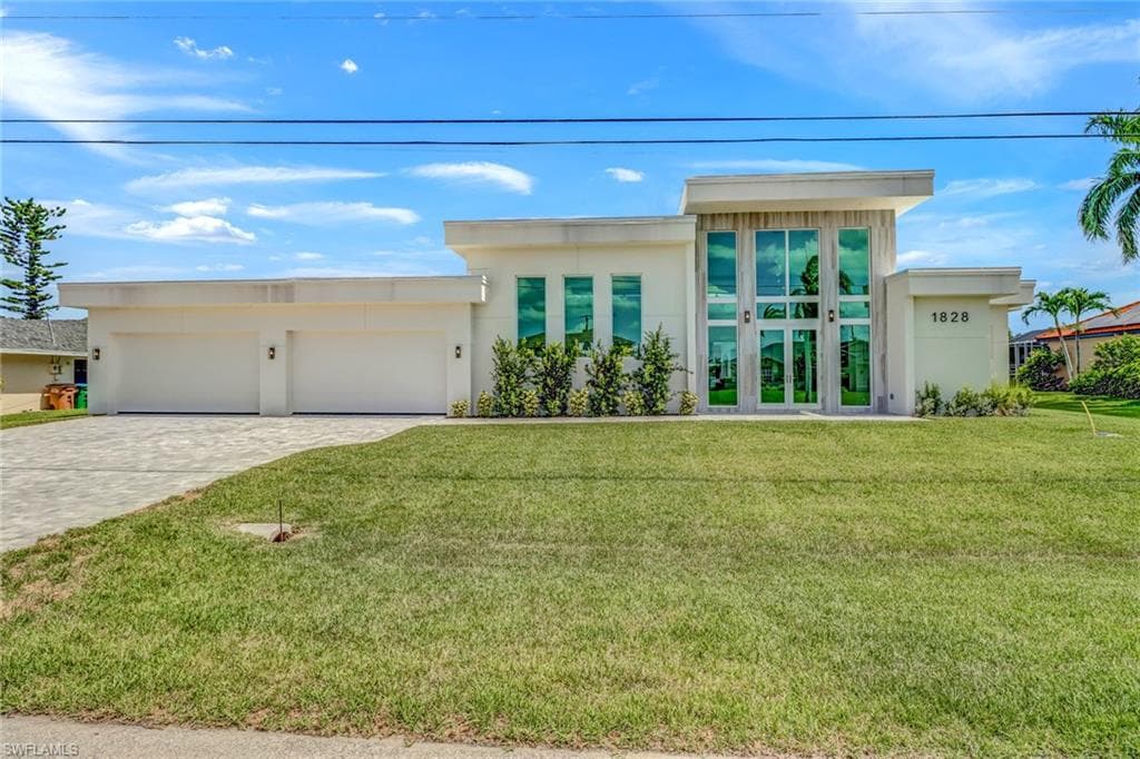 1828 SW 40th TER CAPE CORAL, FL 33914