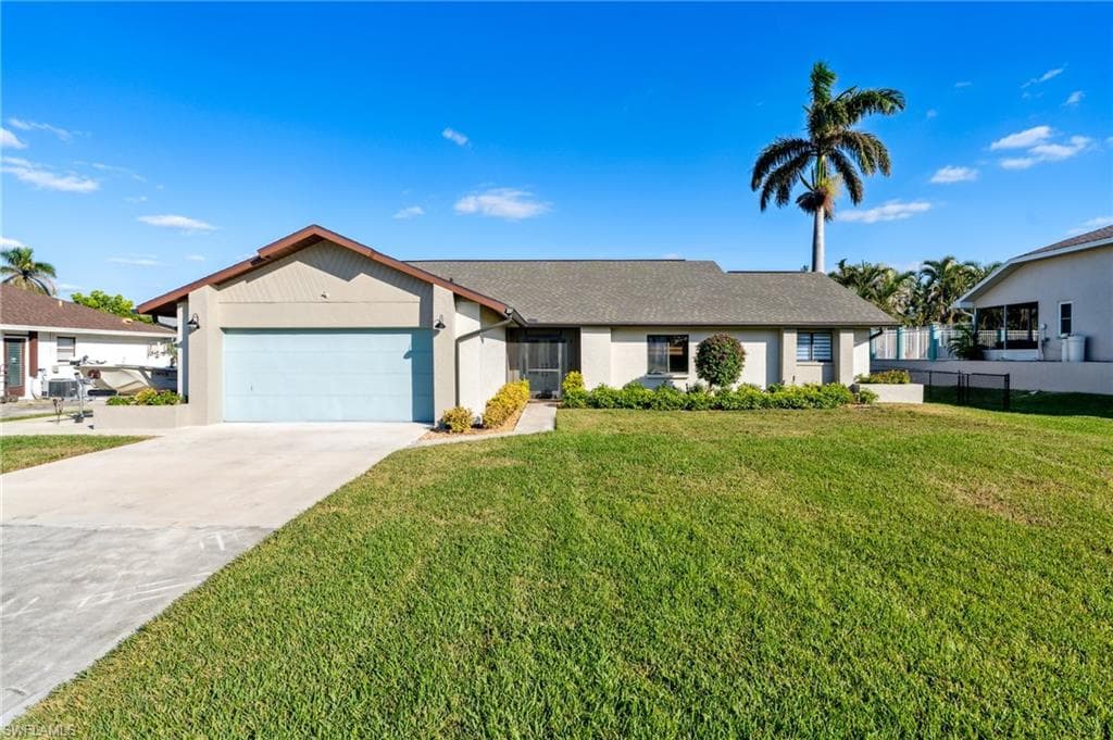 17585 Moorfield DR FORT MYERS, FL 33908