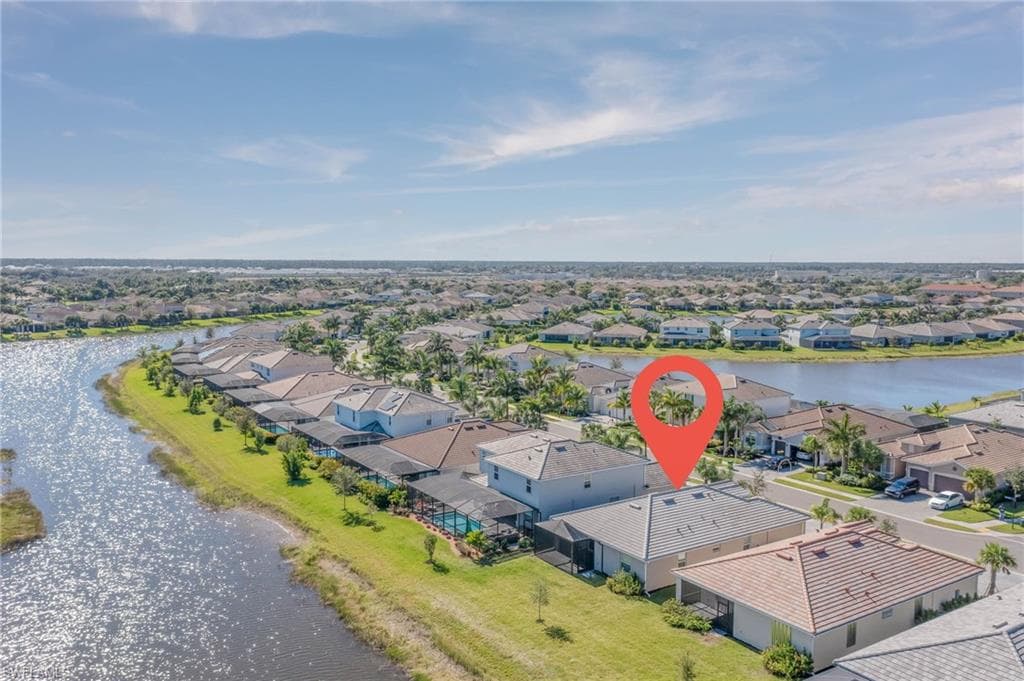 2418 Orchard ST NAPLES, FL 34120