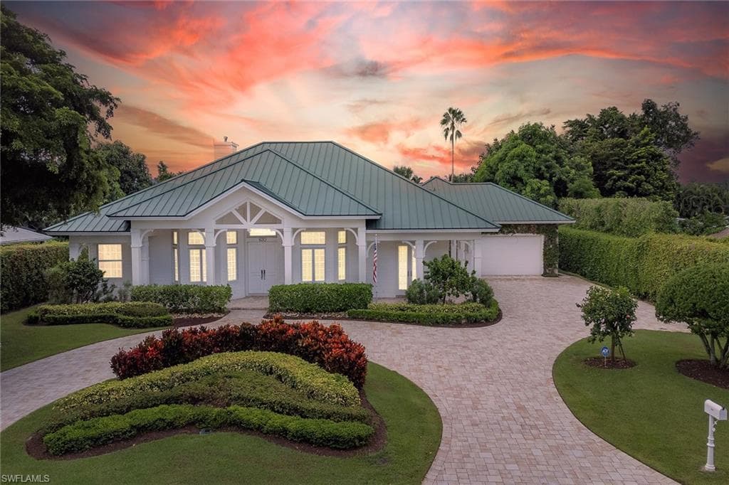 630 Mooring Line DR NAPLES, FL 34102