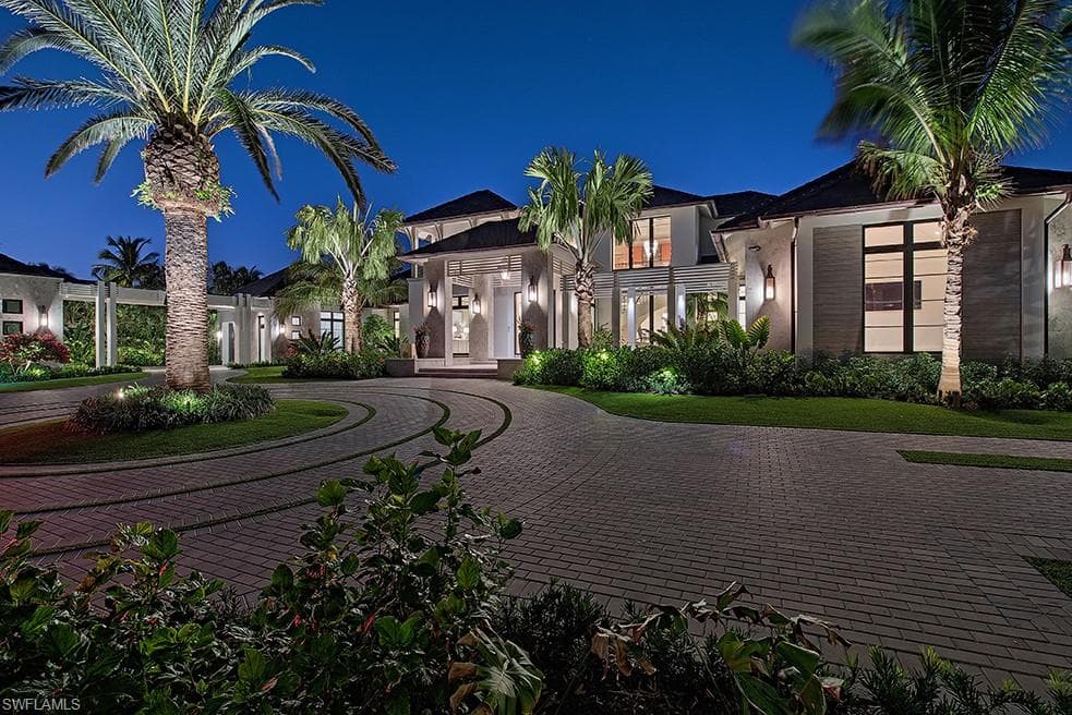 3035 Fort Charles DR NAPLES, FL 34102